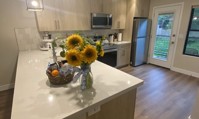 Prescott Apartment | Perfect Prescott Getaway just 2 blocks from Whiskey Row/Courthouse Square❤️