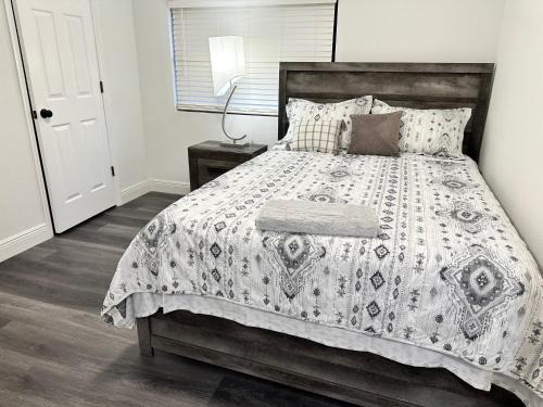 Lutz House | Perfect Room for your Stay