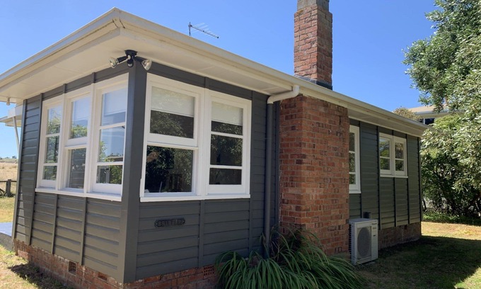 Low Head House | Perfect seaside cottage