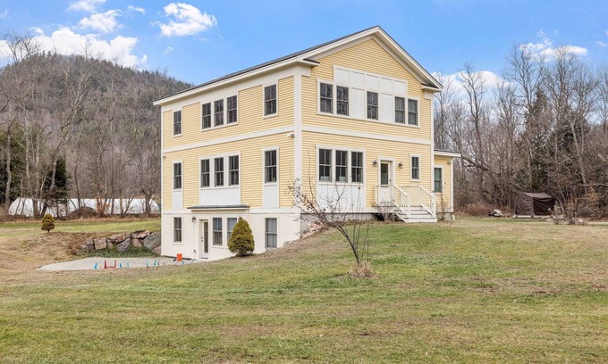 Richmond Apartment | Perfect Stay Near Skiing, Burlington & Airport