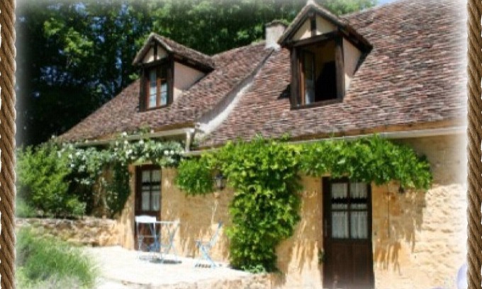 Mauzac-et-Grand-Castang House | Perigordian stone house with exclusive pool
