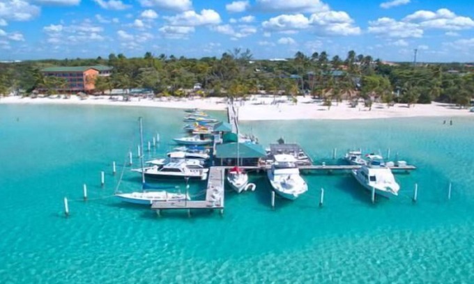 Caribbean Islands Apartment | Perla Marina Residence in Boca Chica Seafront