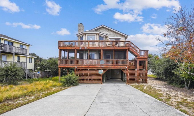 Carolina Dunes House | Pet Free Oceanside Home in the Carolina Dunes with Private Pool and Hot Tub