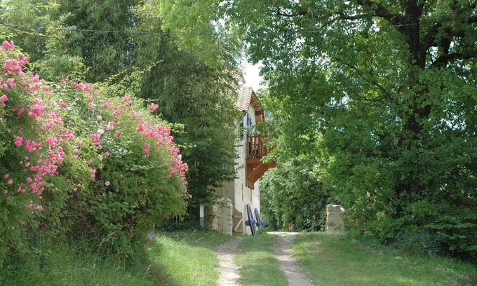 Saint-Aulaye-Puymangou House | Pet friendly 3 bedroom house.