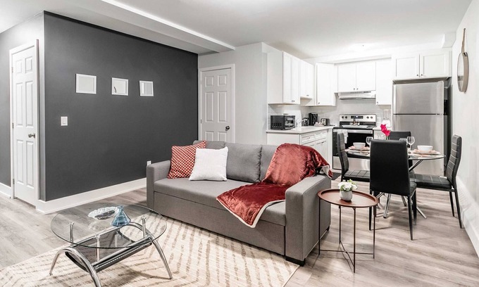 Central Hamilton Apartment | Pet-friendly 1BR Basement Condo—James Street North