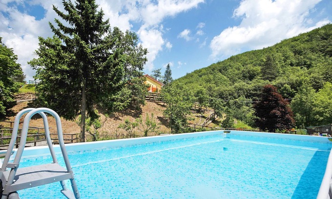 Borzonasca Apartment | Pet-Friendly Apartment with Mountain View & Shared Pool