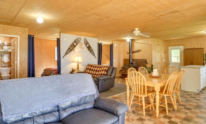 Itasca County House | Pet-Friendly Cook Vacation Rental on Battle Lake!