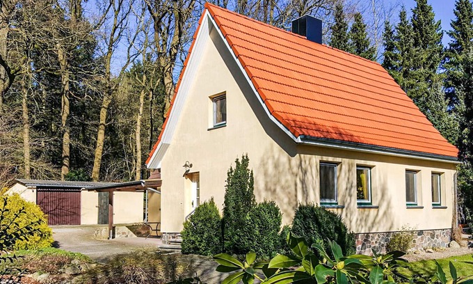 Brekendorf House | Pet friendly home in Brekendorf