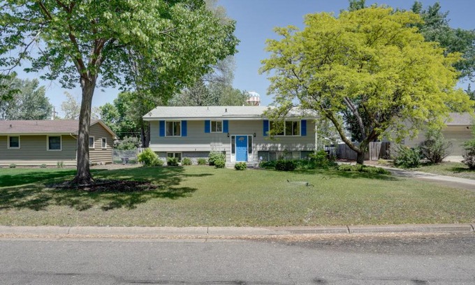Spring Lake Park Apartment | Pet-Friendly Minneapolis Apt Near Shops and Dining!