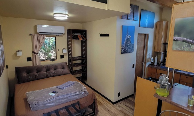 Del Dios Cottage | Pet friendly, peaceful 1 BR cottage w/BA, AC on beautiful Lake Hodges