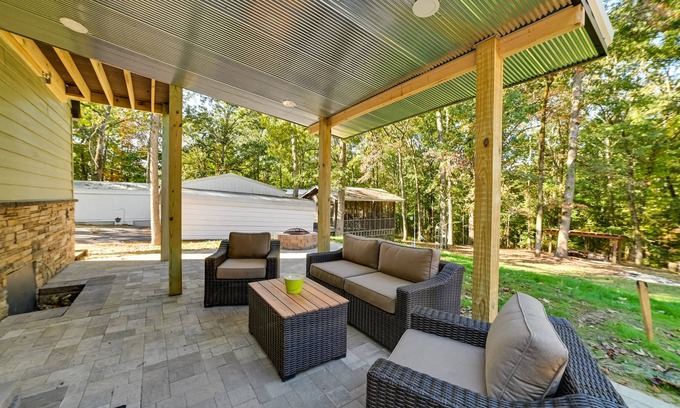 Springville Cabin | Pet-Friendly Springville Cabin Near Kentucky Lake!