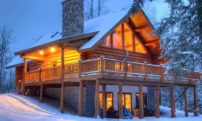 Grand Rapids Cabin | Peterson Bay Lodge: 26 summer books Friday to Friday. Great dates see below!