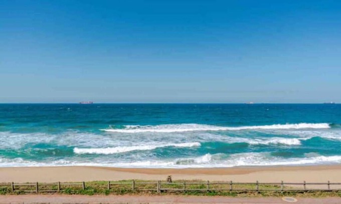 Umdloti Condo | Petfriendly, Umdloti Beachfront Escape Inverter
