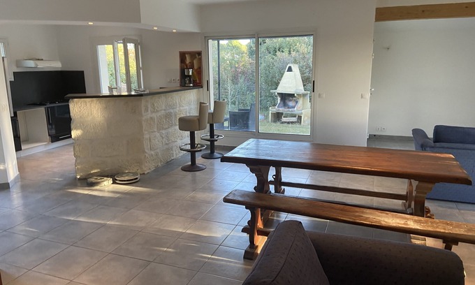 Montcalm House | Petit Coin Tranquille en Camargue Entre Aigues Mortes/saintes Maries de la mer