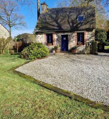 Saint-Mayeux House | Petit cottage breton