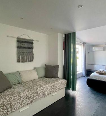 La Celle-sous-Gouzon House | Petit studio en pleine campagne !