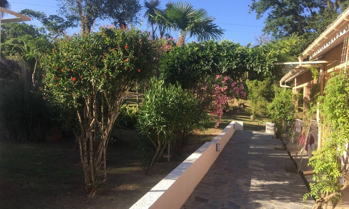 Santa-Maria-Poggio Apartment | Petit Studio Dans Résidence Verdoyante, Proche mer et Rivière