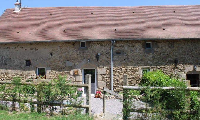 Pouligny-Notre-Dame House | Petite Ferme Embir