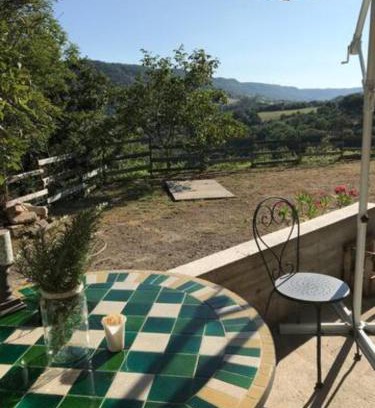 La Bastide-Pradines House | Petite Maison pleine nature