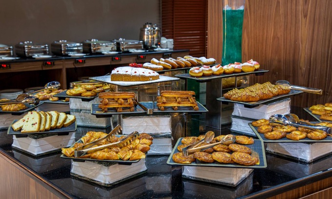 Wadi Musa Hotel | Petra Moon Luxury Hotel