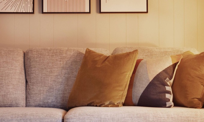 Brentwood Apartment | PGH Home Away From Home - Pet Friendly!