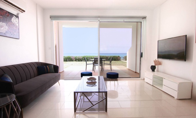 Ayia Marina Chrysochous Apartment | Phaedrus Living Beachfront Villa Riva