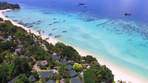 Ko Phi Phi Resort | Phi Phi Holiday Resort, Leam Tong Beach