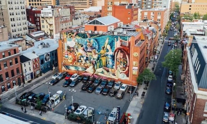 Midtown Village Apartment | Philadelphia Walkup