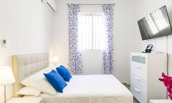 San Felipe Neri Apartment | "Picasso Premium Apartment", your break in the historic center of Malaga