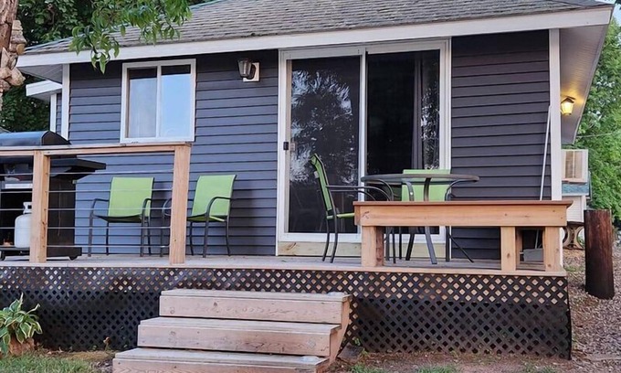 Fremont House | Pickerel Cabin - Waterfront resort on Fremont Wolf River