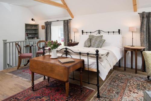 Kirk Yetholm House | Pigeon Loft