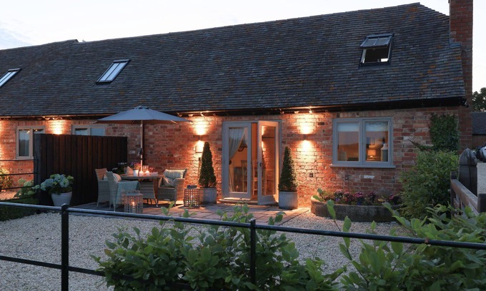 Quedgeley Apartment | Piglet's Hideaway - Luxury Cottages