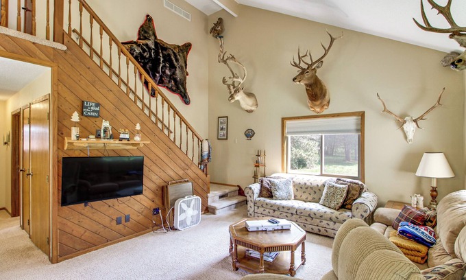 Menahga House | 'Pine Haven' Family Escape in Menahga: Fish & Hunt