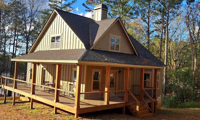Wedowee House | Pine Wood Lodge 5bedroom/3bath Sleeps 16+