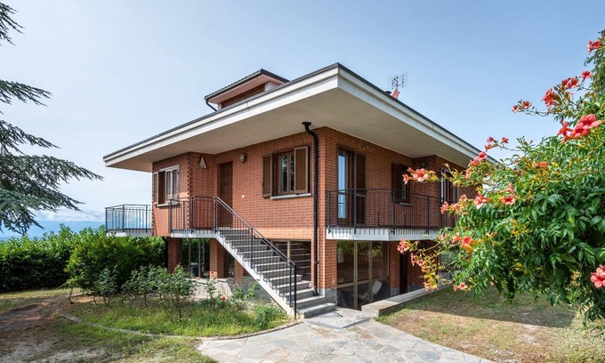 Bossolasco House | Pinetina by Interhome