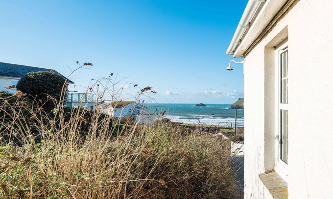 Polzeath Cottage | PINEWOOD FLAT 5, family friendly in Polzeath