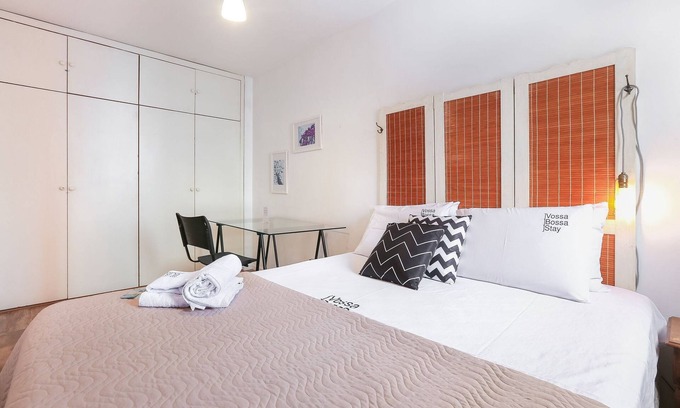 Pinheiros Apartment | Pinheiros Spacious apartment by Vila Madalena