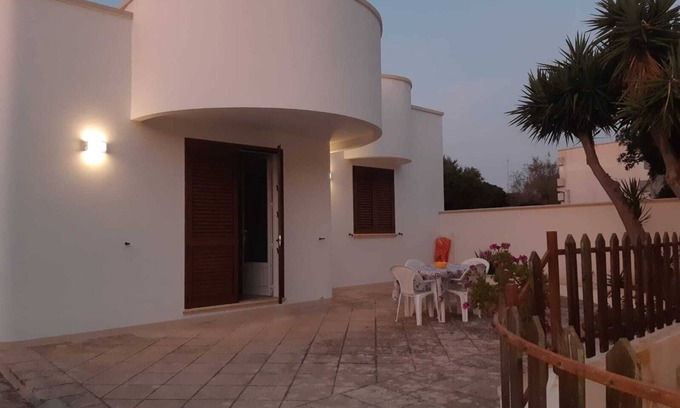 Capilungo House | 'Pink' house