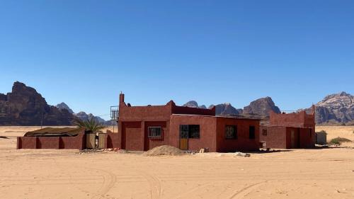 Wadi Rum House | Pink Spirit Wellness Farm