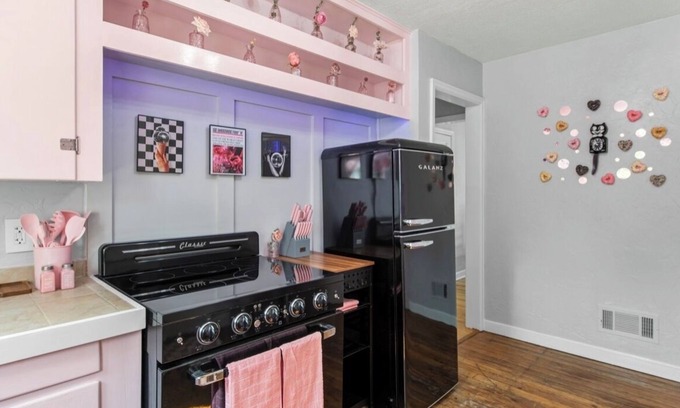Anoka House | Pinky Promise You’ll Love It! Perfect for Brides, Bachelorettes & Girls Weekend