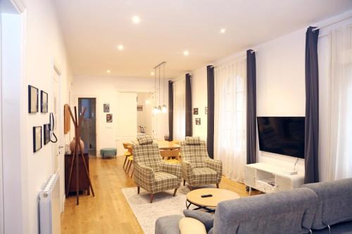 San Francisco Apartment | PISO EXCLUSIVO FRENTE AL CASCO VIEJO CON PARKING GRATIs