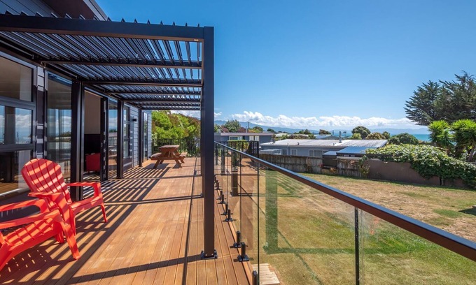 Pohara House | Piwakawaka Haven in Pohara