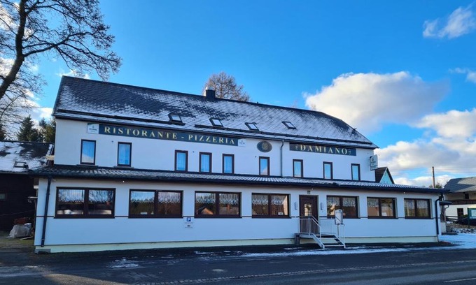 Jagersgrun House | Pizzeria Pension Damiano