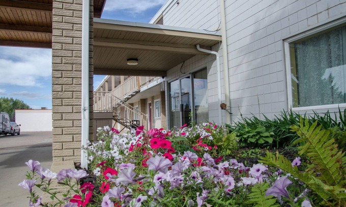 Brooks Hotel | Plains Motel