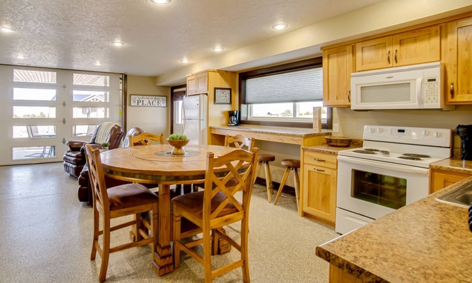 Platte House | Platte Vacation Rental ~ 3 Mi to Missouri River!