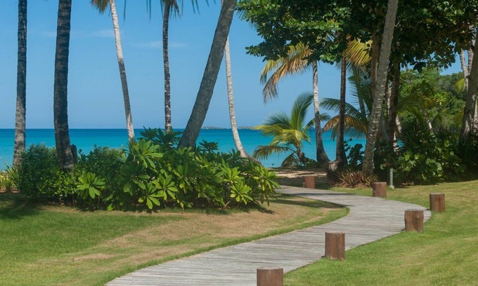 Las Terrenas Condo | Playa Bonita 4BR Penthouse & Spa – Serene Getaway Steps from the Beach