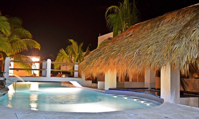El Hawaii Hotel | Playa Plana Hotel