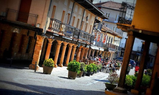 Riaza Apartment | Plaza de Riaza. Historical charm
