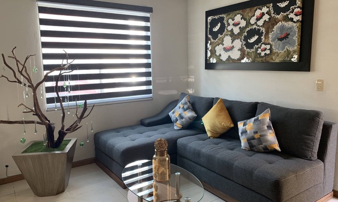 Guadalajara Apartment | Plaza del Sol/Expo Guadalajara Complete Apartment (Ground Floor)
