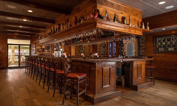 Plumsteadville Hotel | Plumsteadville Inn